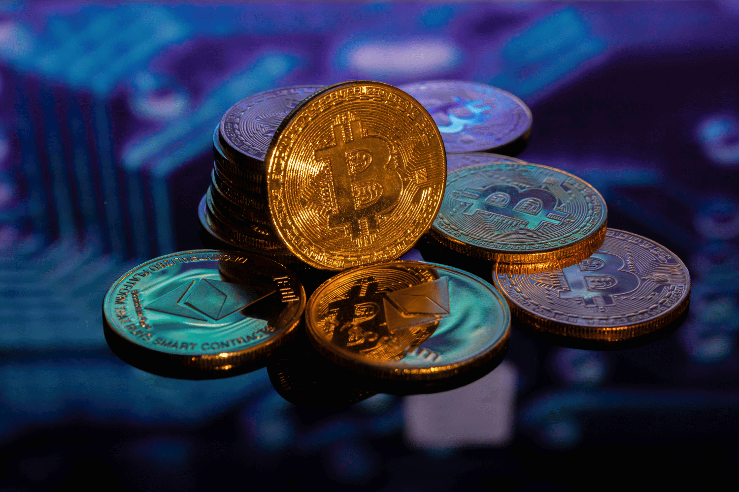 cash vs crypto